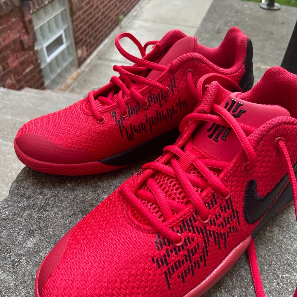 Kyrie FlyTrap: Kyrie Irving Nike